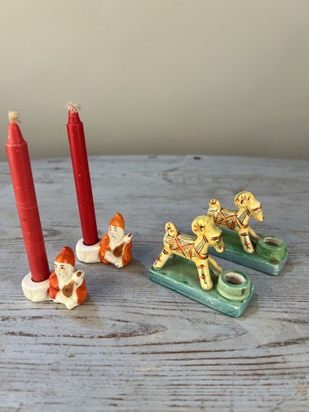 Äldre små ljusstakar, bockar + tomtar