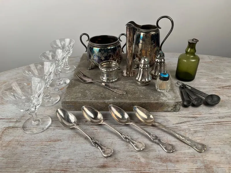 Diverse nysilver. 