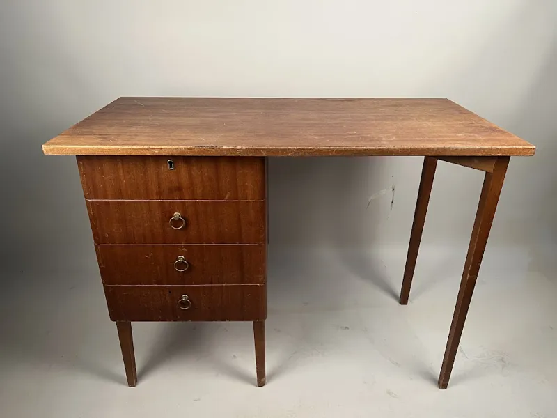 Skrivbord teak