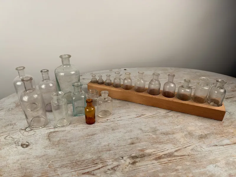 Samling glasflaskor