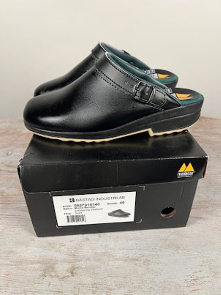 Träskor antislip stl 40
