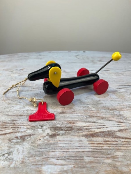 Brio Hund