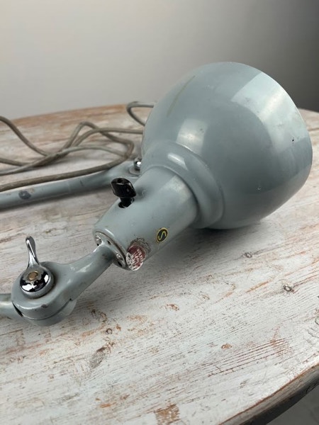 Skrivbordslampa industristil