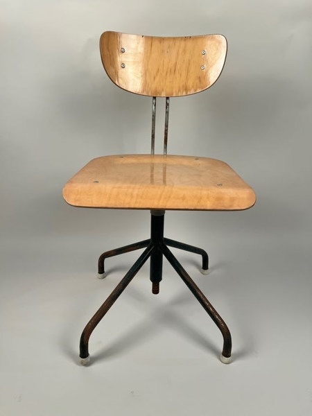 Snurrstol Industristil