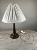 Bordslampa metall